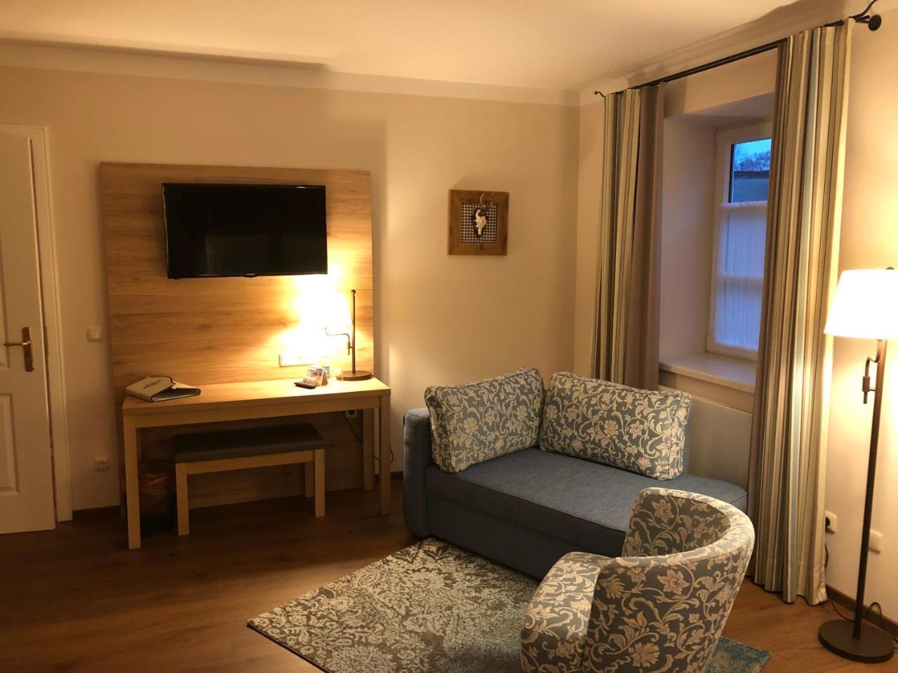 Brauereigasthof Und Hotel Maierbraeu Altomünster Eksteriør billede